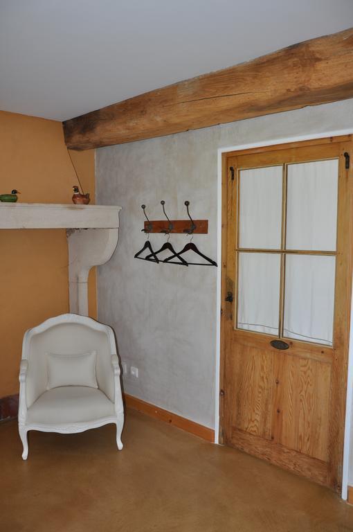B&B La Cerisaie Francheleins Oda fotoğraf